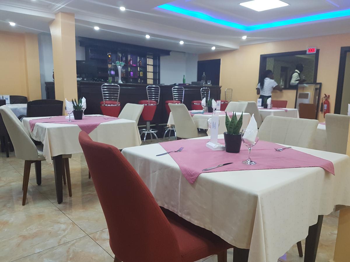 Mbayaville Hotel Douala Exterior foto